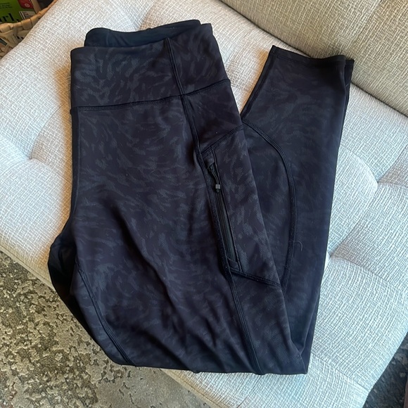 Athleta Rainier Printed Tight - Picture 1 of 6